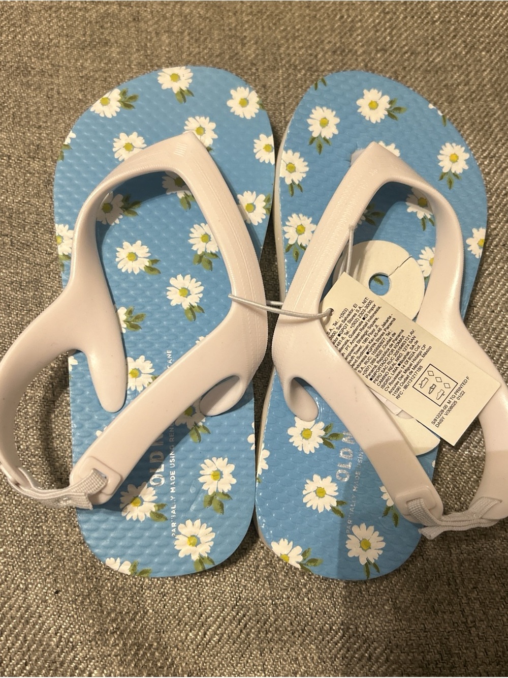 Old Navy Blue Daisy Print Flip Flops with Light Pink Straps